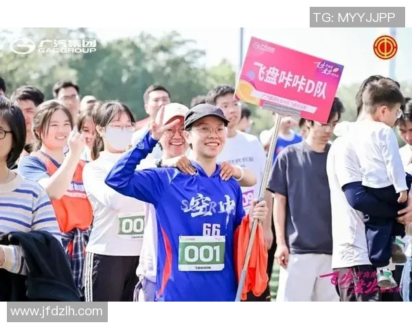 广州飞盘队在全国飞盘配合排行榜中荣获第七名展现出强劲实力与团队默契 广州飞盘队在全国飞盘配合排行榜中荣获第七名展现出强劲实力与团队默契