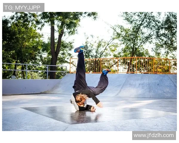 武汉极限运动队在世界街舞大赛中的耐力表现引发热议与赞赏 武汉极限运动队在世界街舞大赛中的耐力表现引发热议与赞赏